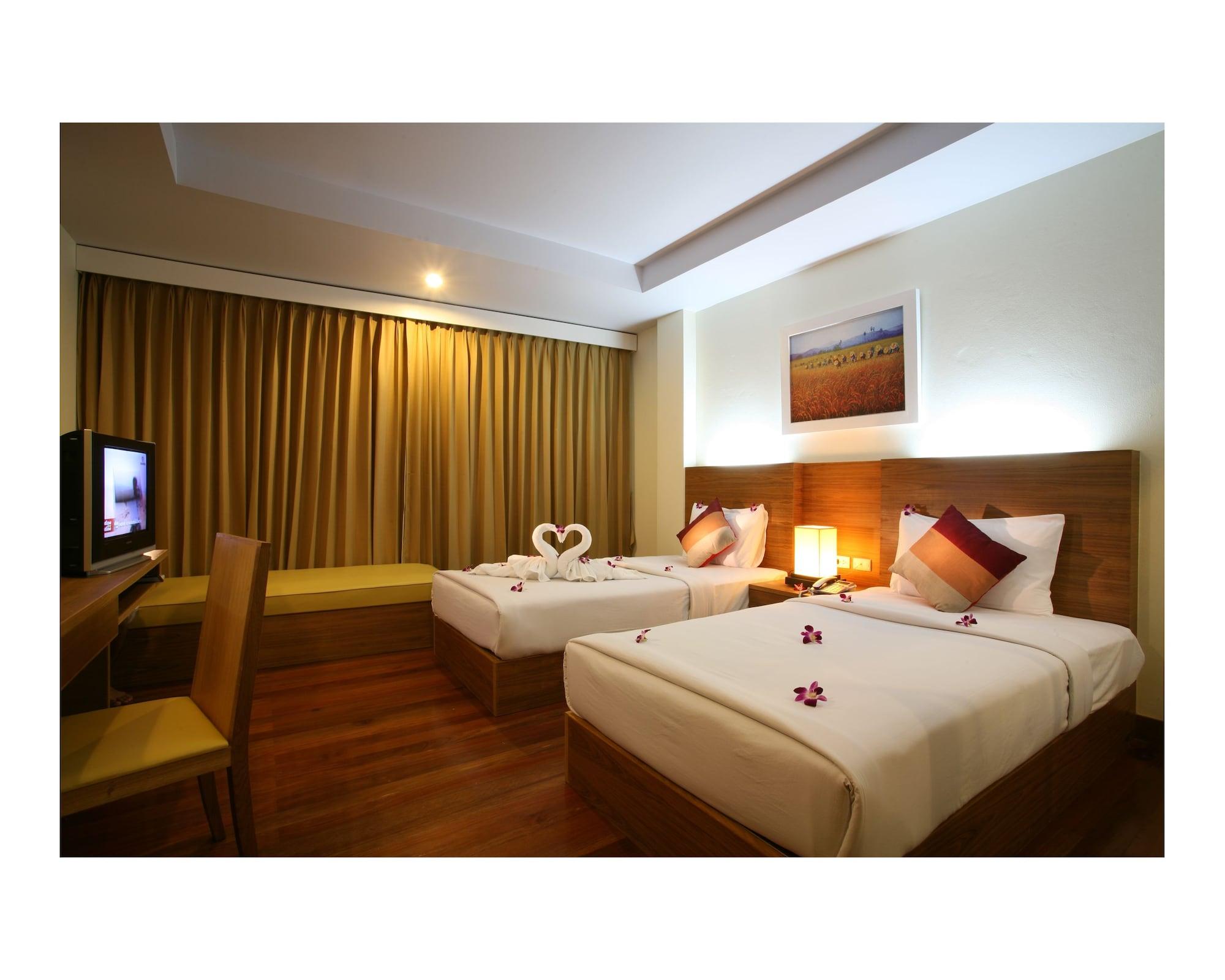 Baan Saikao Plaza Hotel & Service Apartment Koh Chang Exterior photo