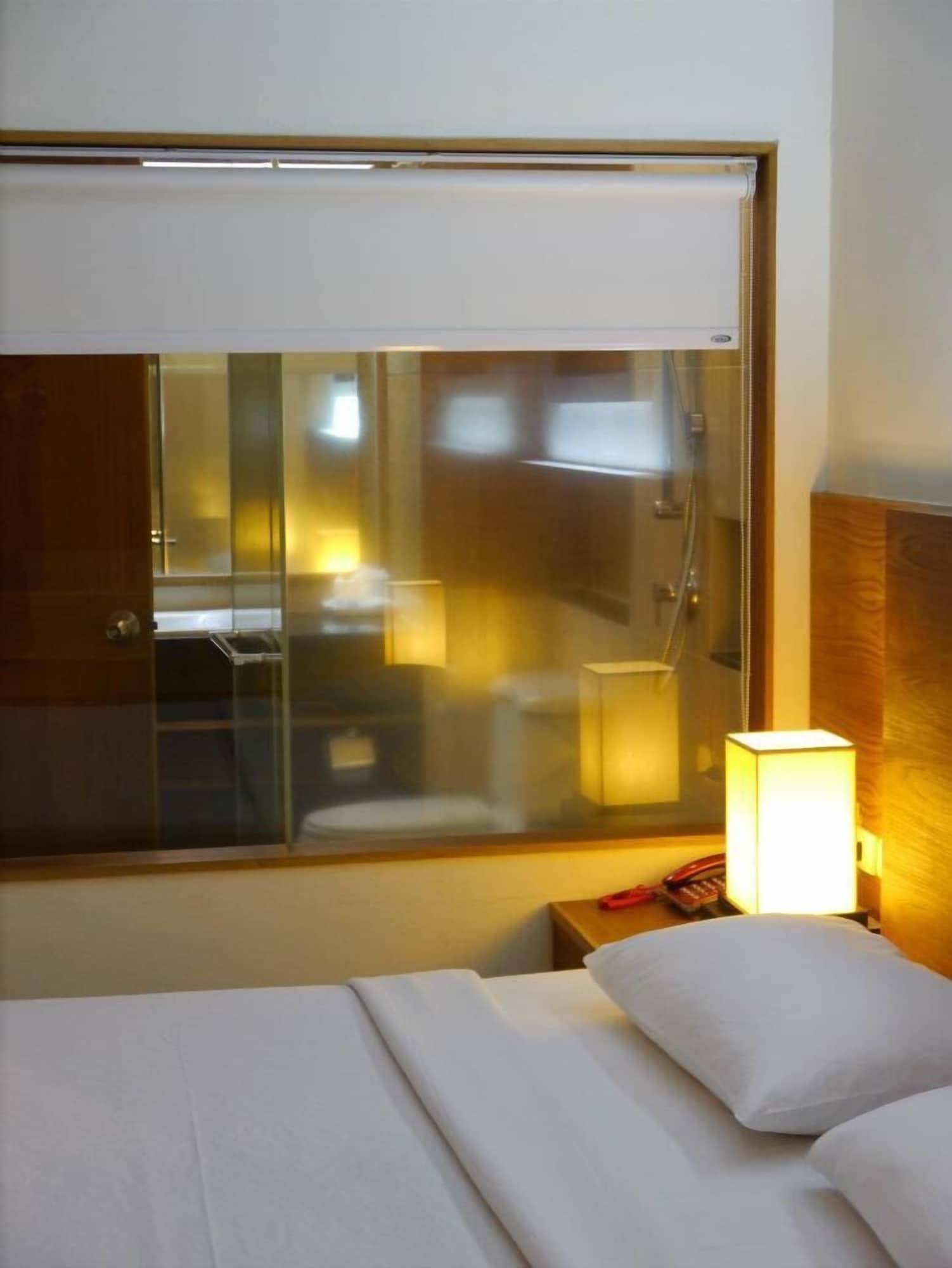 Baan Saikao Plaza Hotel & Service Apartment Koh Chang Exterior photo