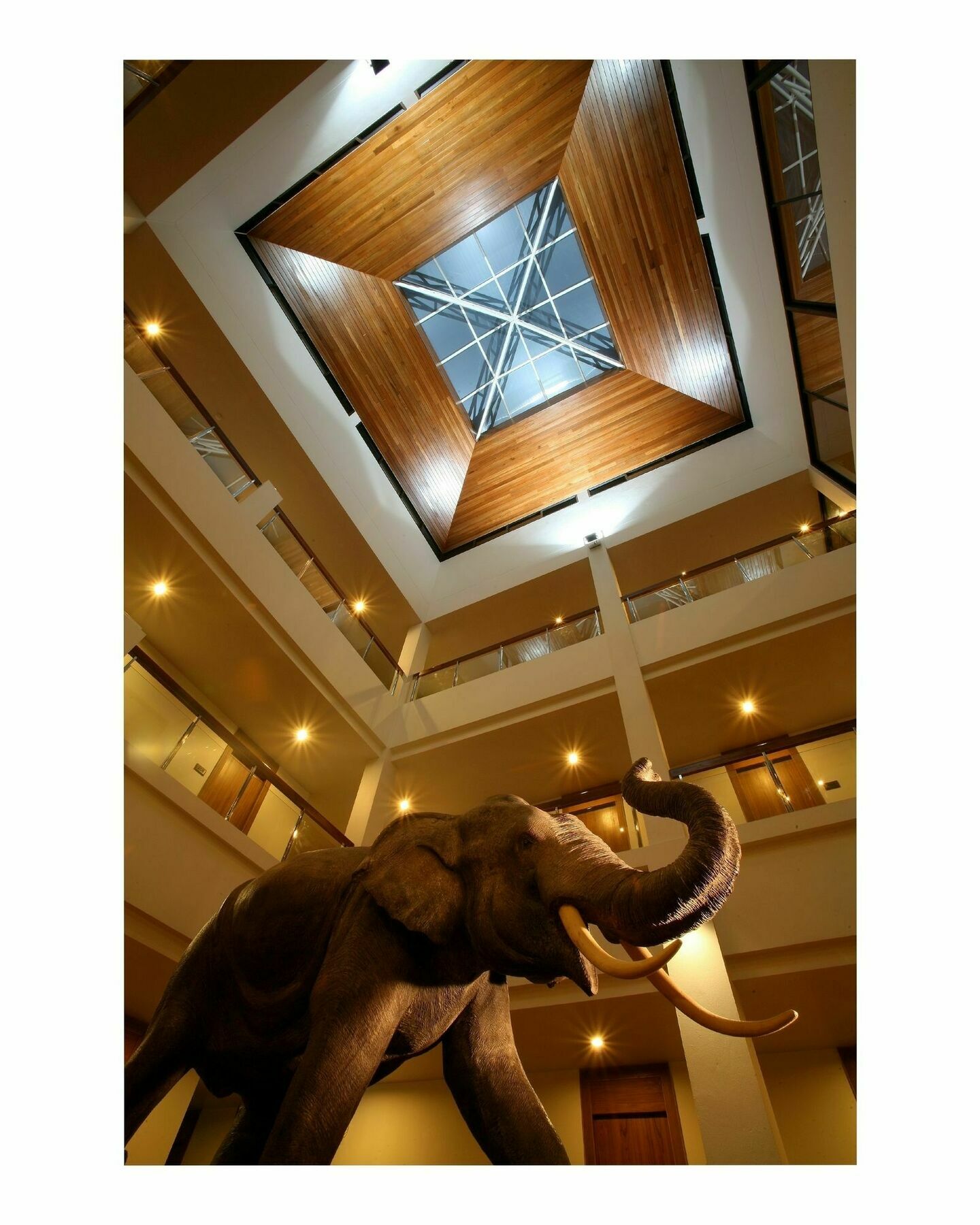 Baan Saikao Plaza Hotel & Service Apartment Koh Chang Exterior photo